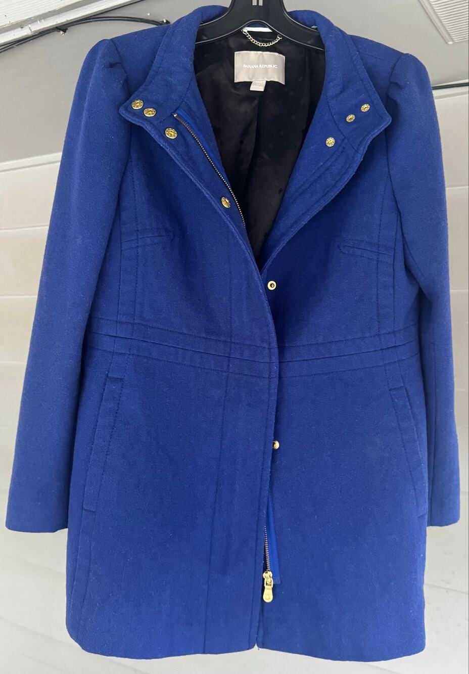 Banana Republic Royal Blue Wool Blend Coat Womens Medium Petite Gold Buttons Zip